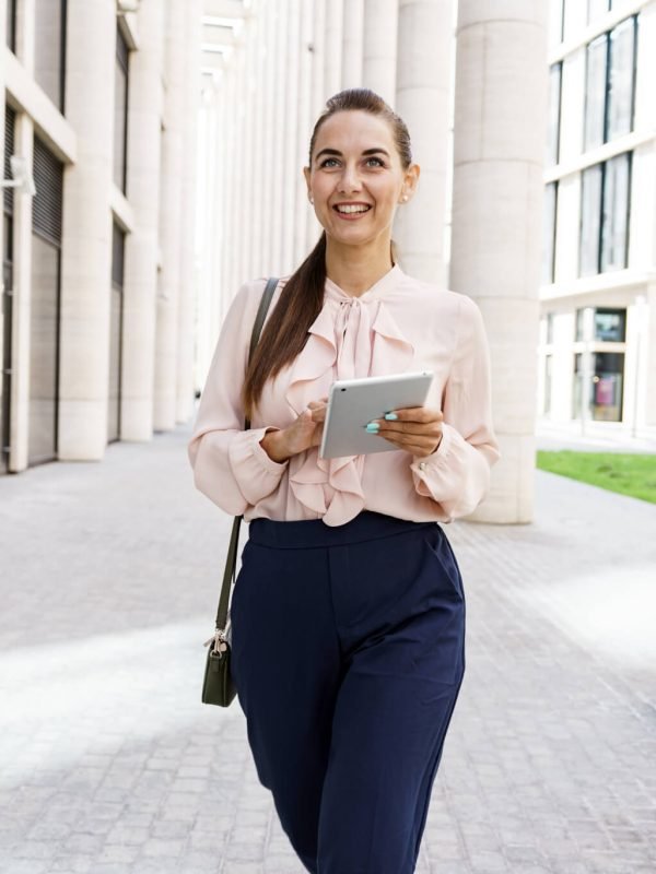 working-as-an-online-consultant-in-a-bank-in-the-business-clothes-of-an-office-employee-.jpg Working As An Online Consultant In A Bank In The Business Clothes Of An Office Employee .jpg